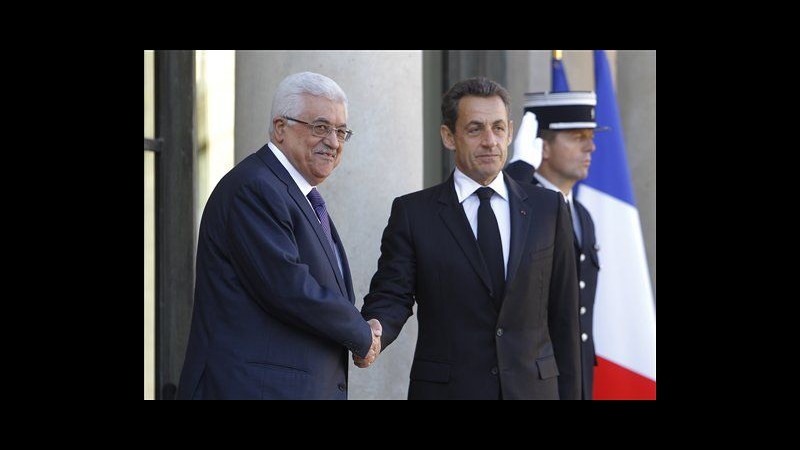 Abbas: Pronto a negoziati se Israele ferma costruzioni in insediamenti
