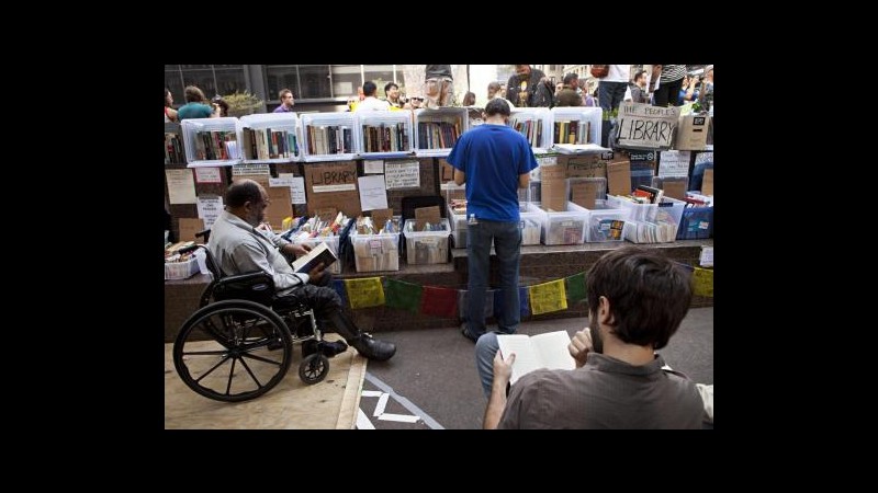 Occupy Wall Street denuncia la città di New York per distruzione libri
