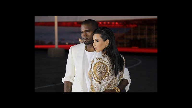 Cannes, Kanye West e Kim Kardashian mano nella mano sulla Croisette