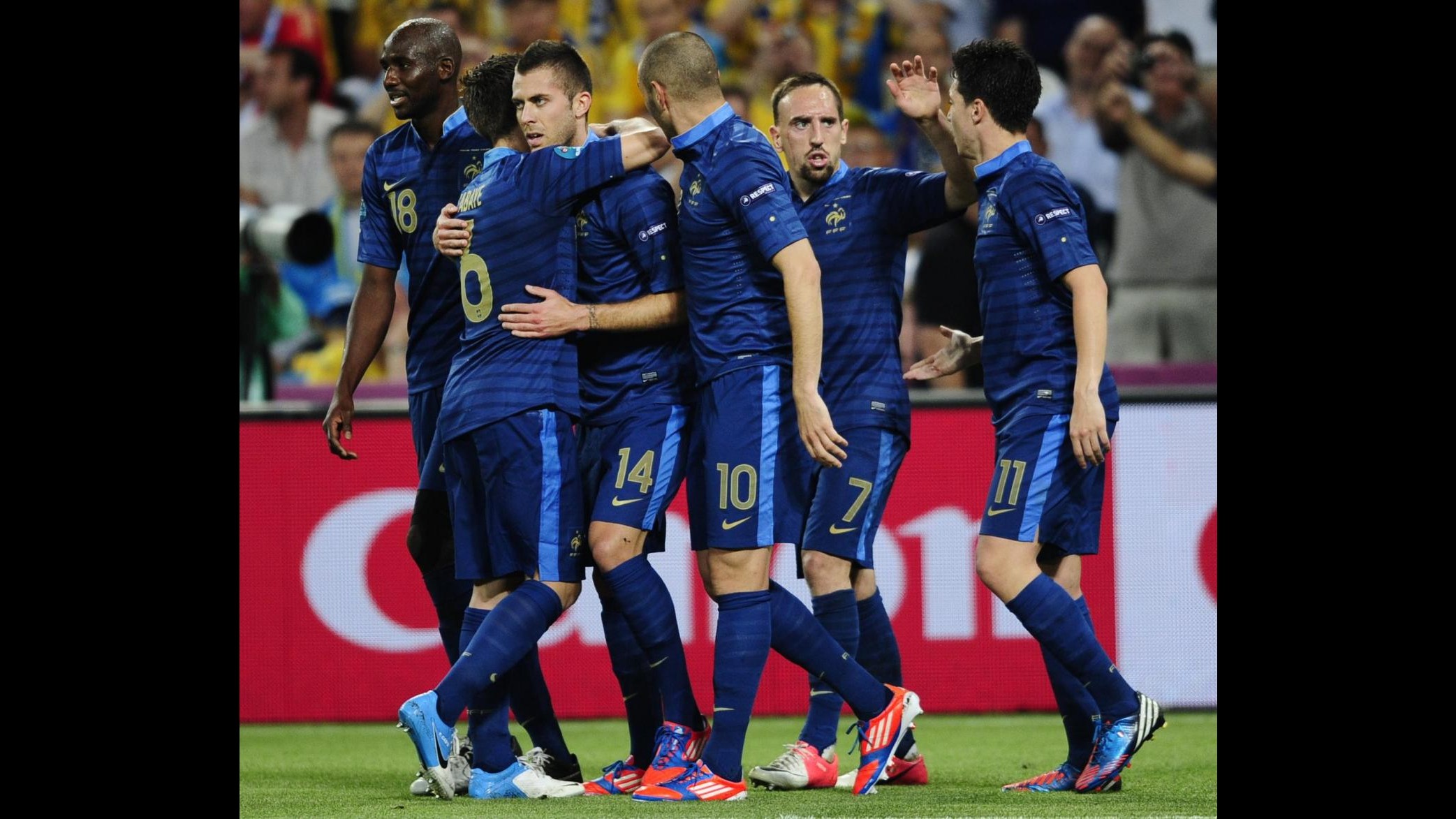 Dopo il diluvio, la Francia: 2-0 all’Ucraina di Sheva