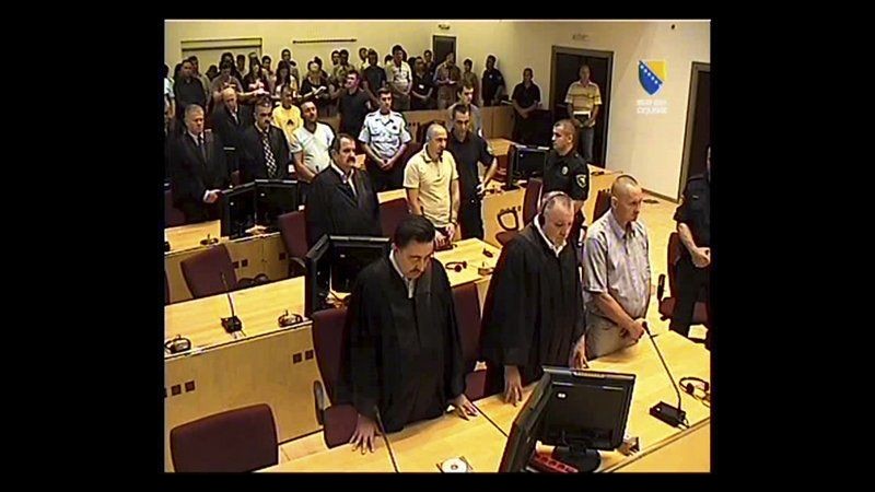 Bosnia, 4 ex soldati serbi condannati per massacro di Srebrenica