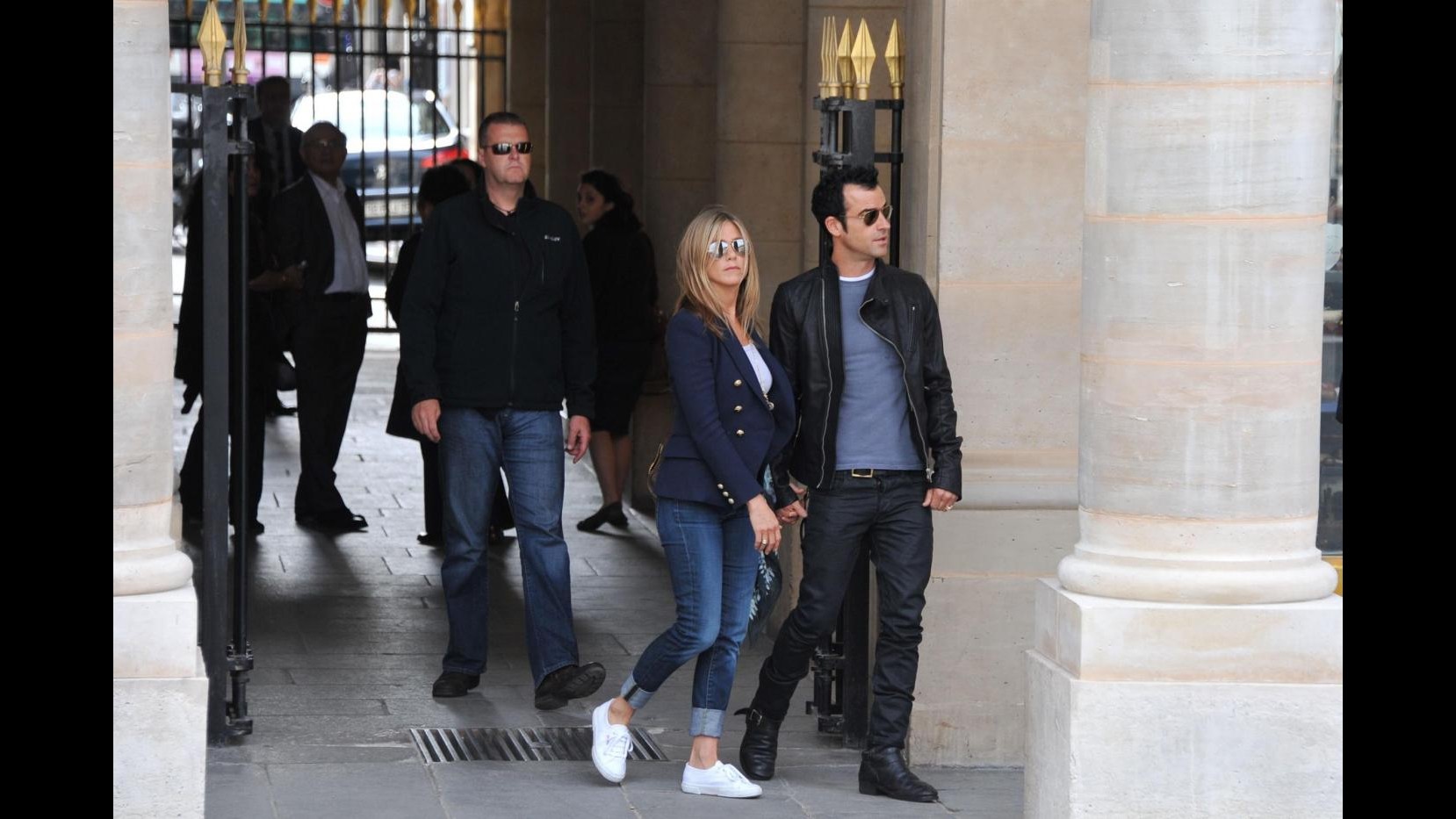 Jennifer Aniston e Justin Theroux, innamorati a Parigi