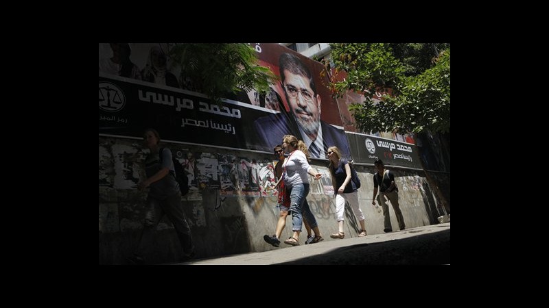 Egitto, voto nullo: Parlamento va sciolto