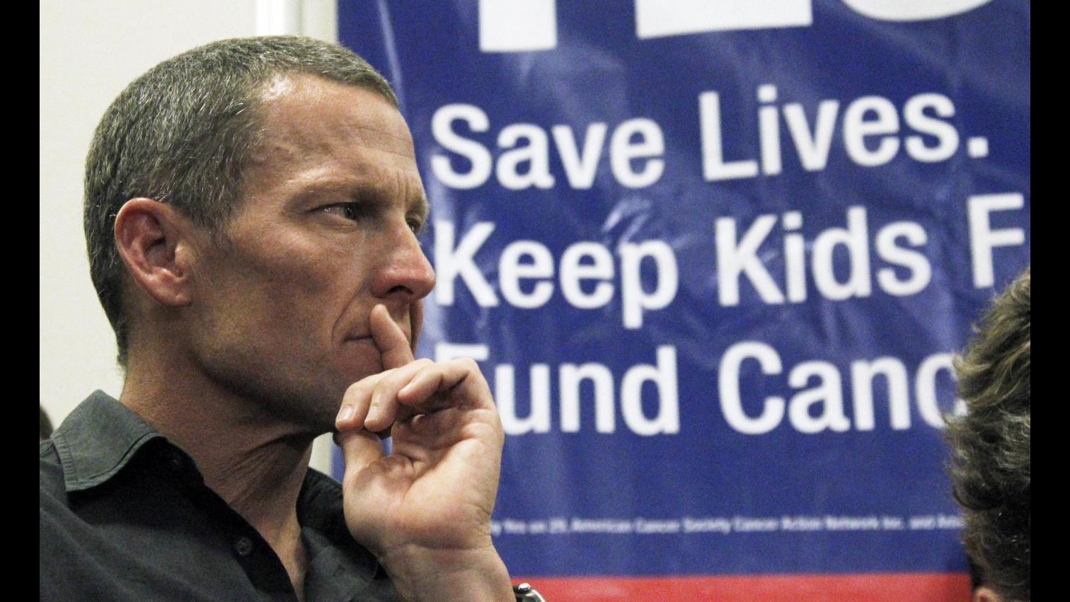 Ciclismo, agenzia antidoping americana mette sotto accusa Armstrong