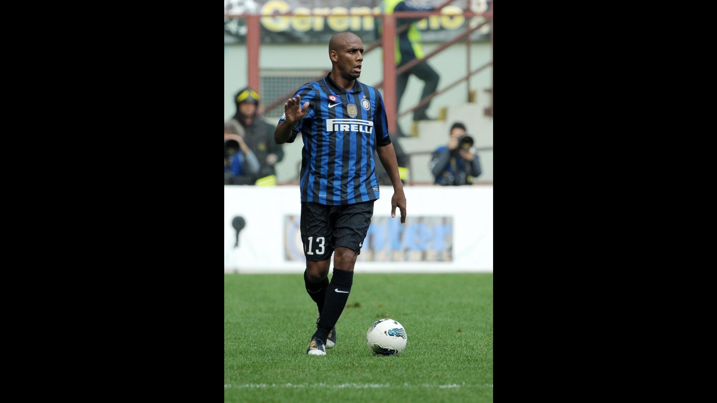 Real Madrid su Maicon, Inter fissa il prezzo: 10 milioni