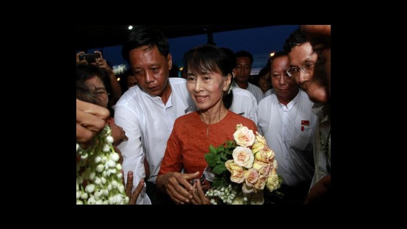Birmania, Suu Kyi partita per Ginevra: primo viaggio in Europa da 1988