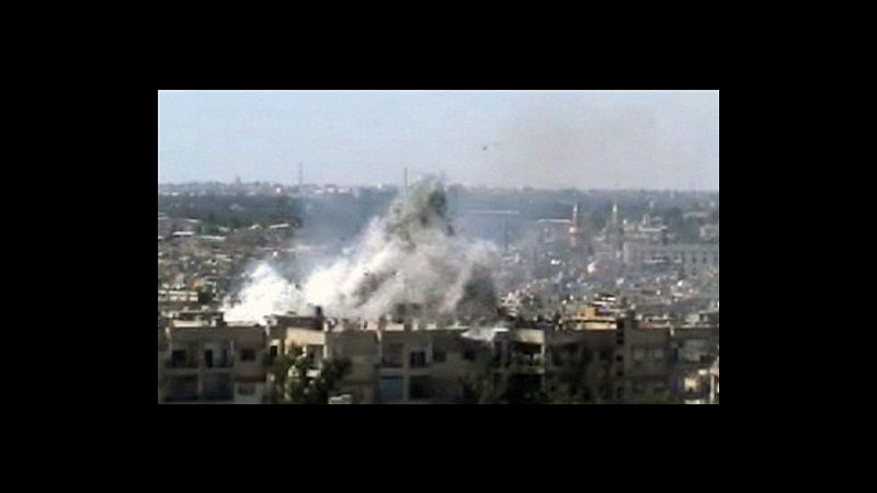 Annan preme su alleati Siria per piano pace: Violenze devono finire