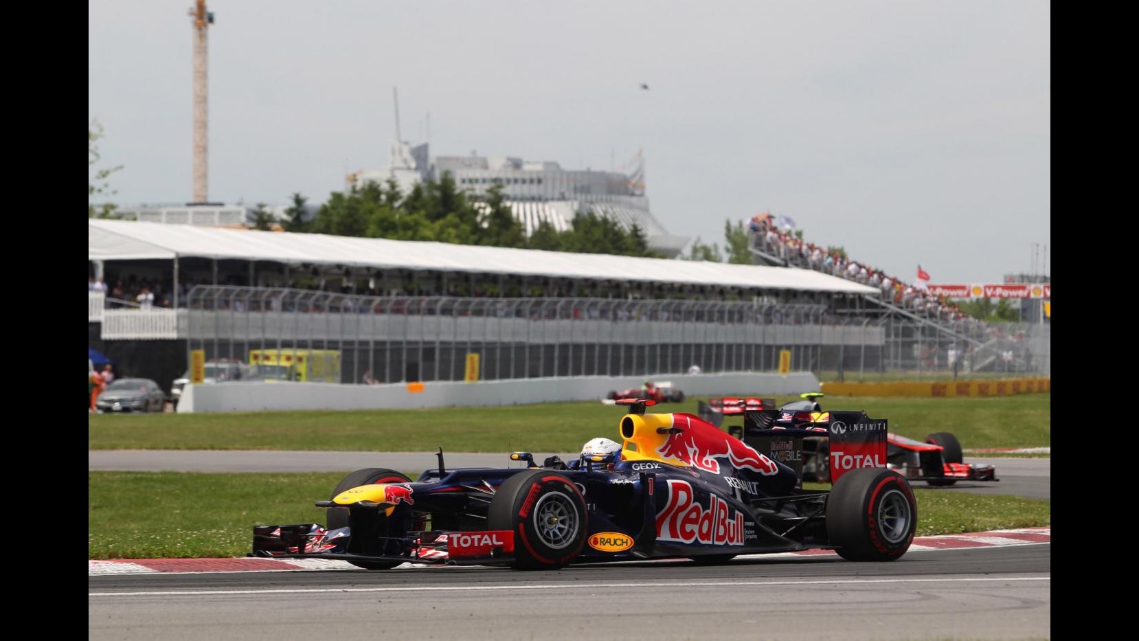 In Canada trionfa Hamilton, delusione per Alonso: è quinto