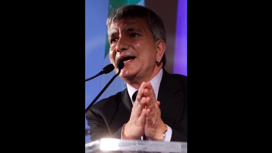 Vendola:Bene Di Pietro e Bersani si parlino anche se in modo frizzante
