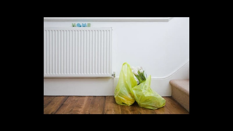 Canada, Toronto vieta buste plastica da gennaio 2013 tra le polemiche