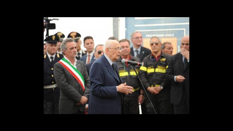 Napolitano nel modenese, fischi e applausi