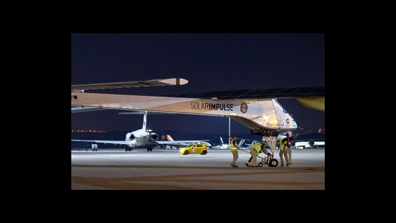 Aereo energia solare Solar Impulse atterra in Marocco dopo 20 ore volo