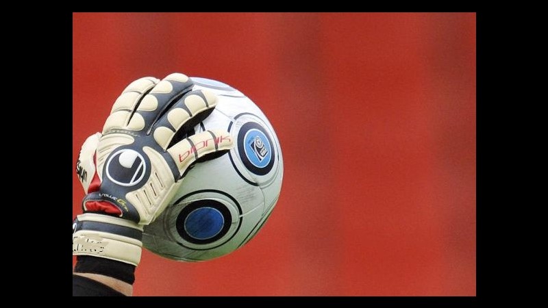 Campobasso, scoperto falso cieco che allenava i portieri di calcio