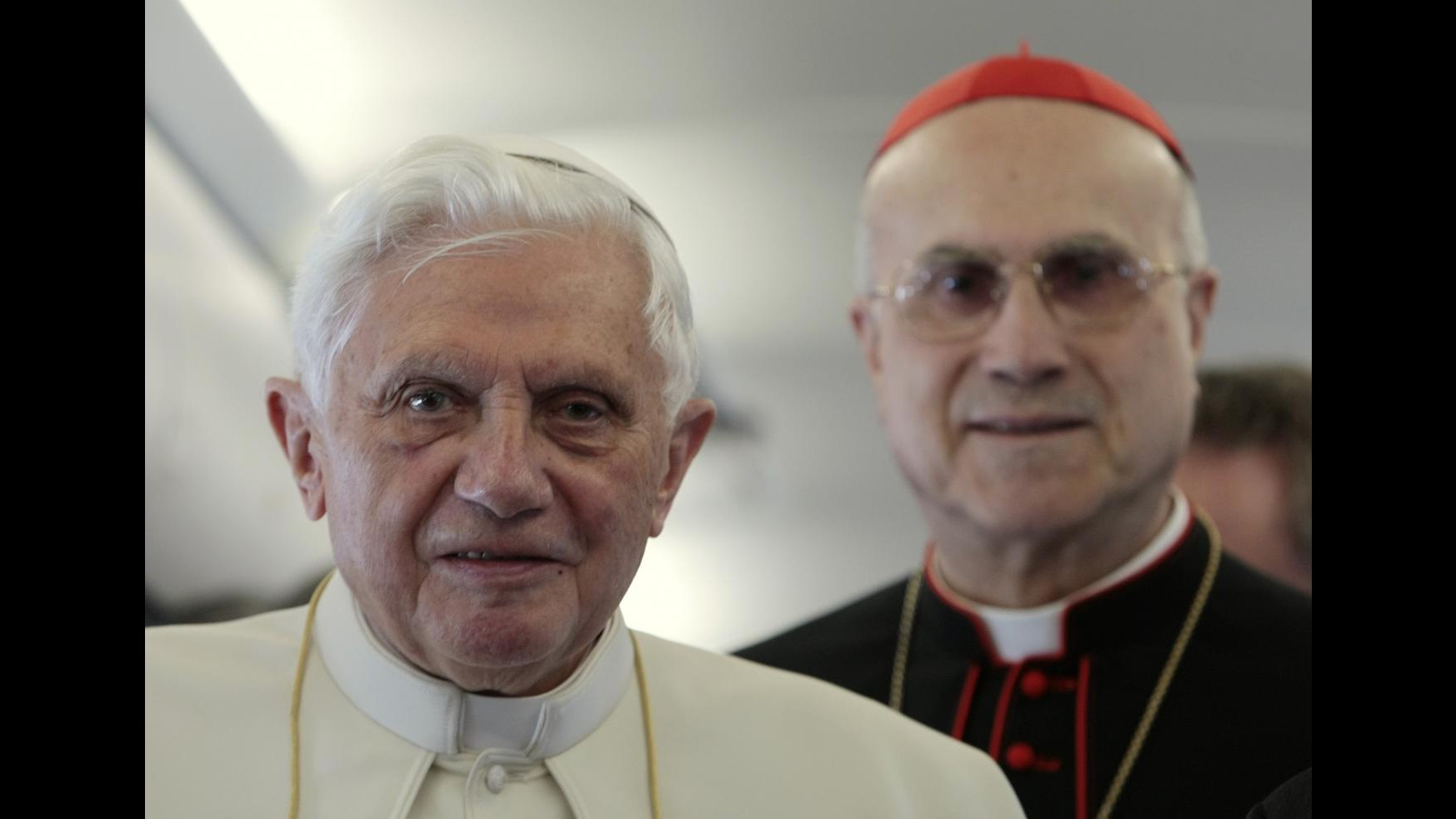 Benedetto XVI: Piena fiducia in Bertone
