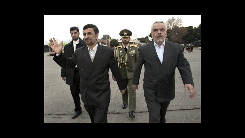 Iran, Ahmadinejad: Embargo Ue è il più forte ma non indebolirà Paese