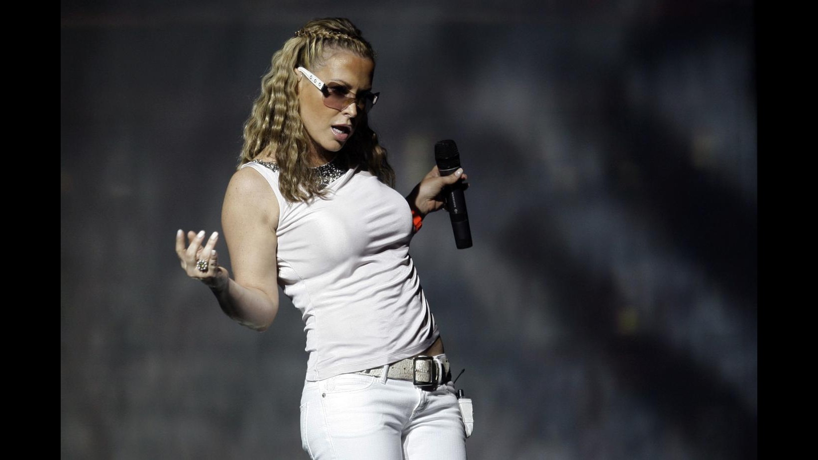 Anastacia torna sulle scene con uno show a San Pietroburgo