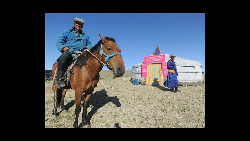 Mongolia, annuncio risultati legislative rinviato per possibili brogli