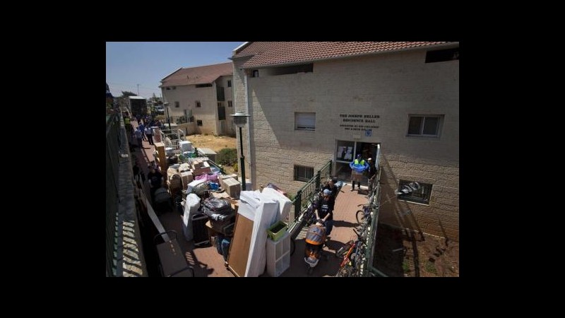 Israele termina sgombero avamposto illegale Ulpana in Cisgiordania
