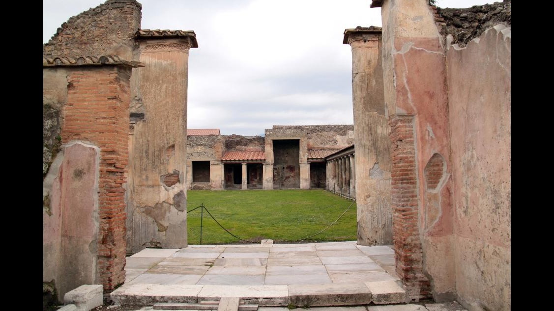 Pompei, scavi chiusi per assemblea sindacale il 26 giugno