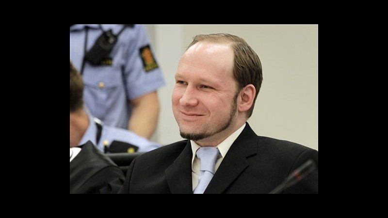 Legale Breivik: assoluzione o pena mite