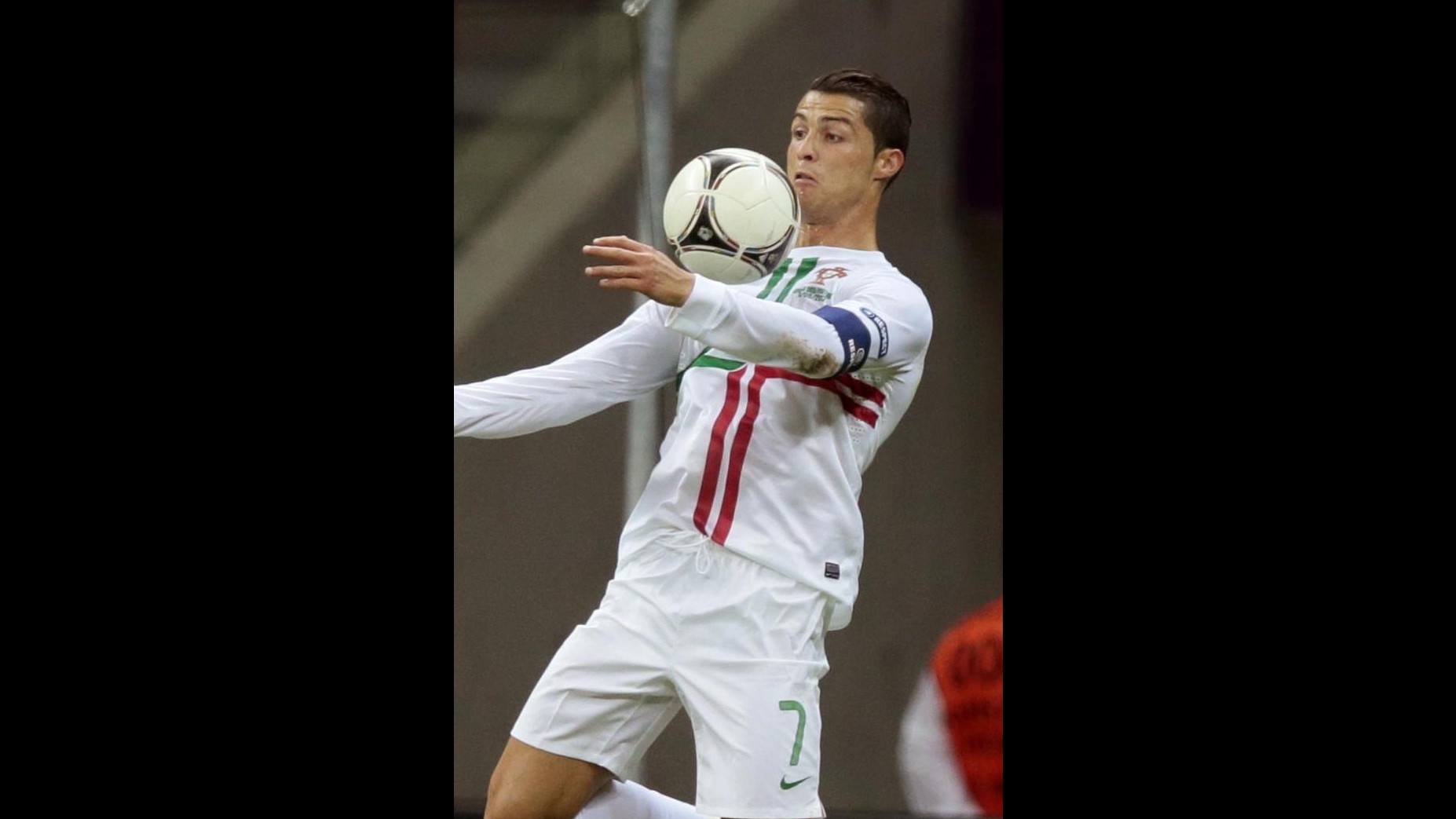 Ronaldo stende Repubblica Ceca, Portogallo in semifinale