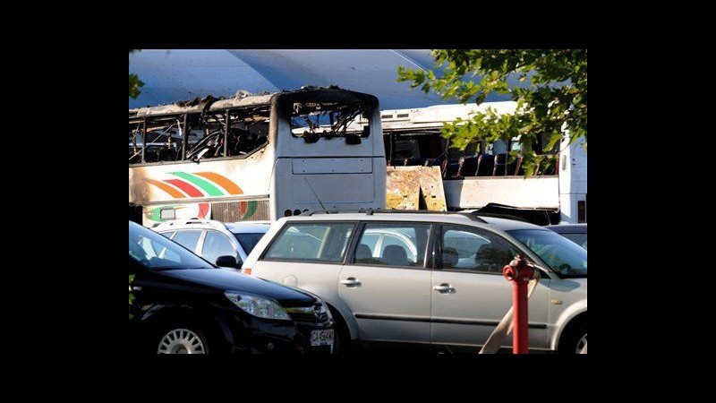 Bulgaria, saliti a 4 i morti per esplosione bus turisti israeliani