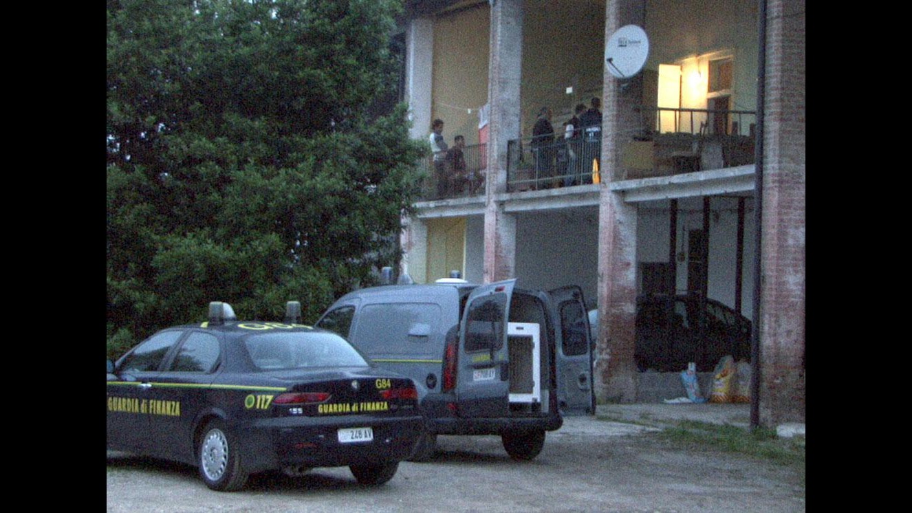 Siracusa, in corso 14 arresti di appartenenti al clan ‘Nardo’