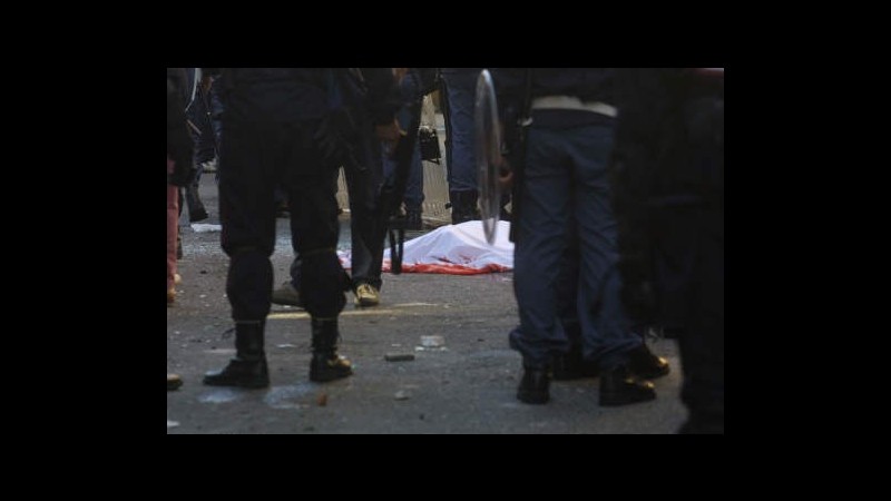 G8 Genova, legale: Manifestanti in carcere, agenti no