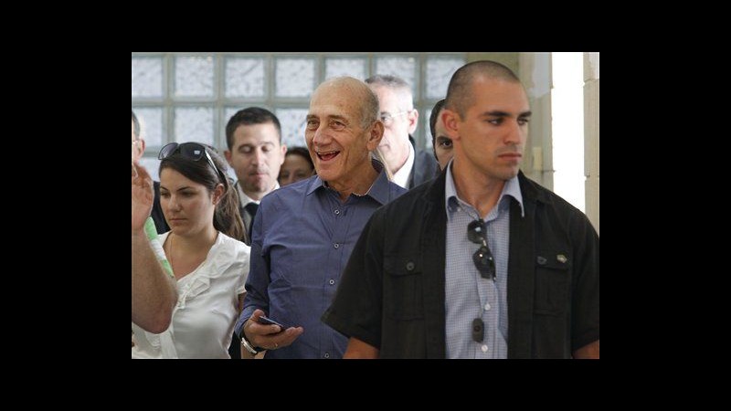 Israele, Olmert: Non tornerò in politica
