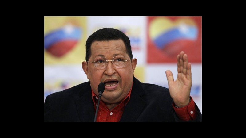 Venezuela, Chavez: Sono totalmente guarito dal cancro