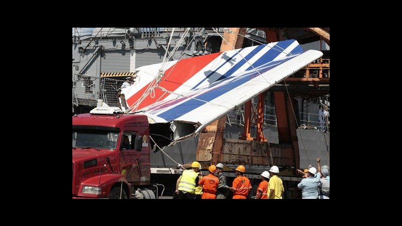 Volo Rio-Parigi, schianto fu per errori umani e tecnici