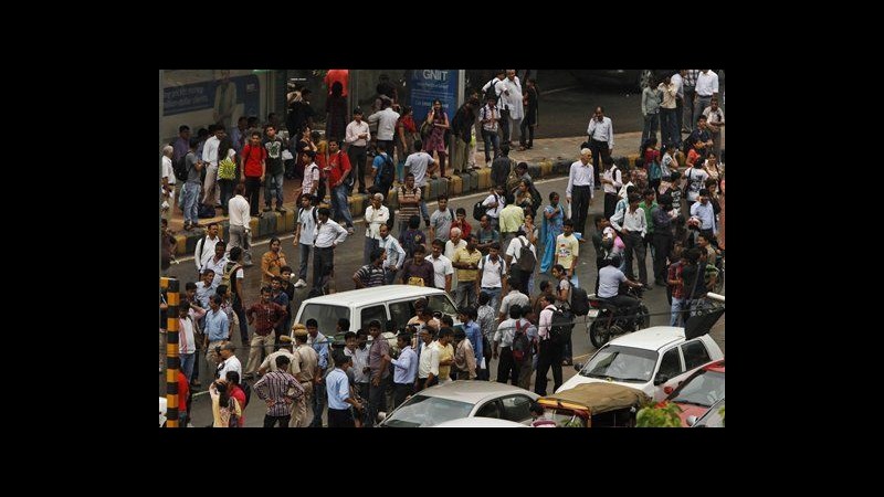 Blackout in India: 620 milioni al buio, centinaia minatori intrappolati