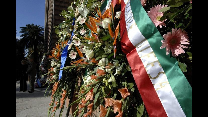 Napoli, rissa a funerale tra titolari pompe funebri: un ferito