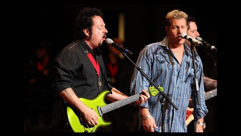 Tornano i Toto, domani al Lucca Summer Festival al via tour europeo