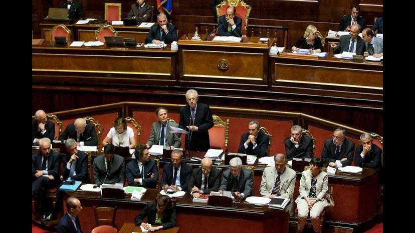 Spending review, via libera a riordino Province