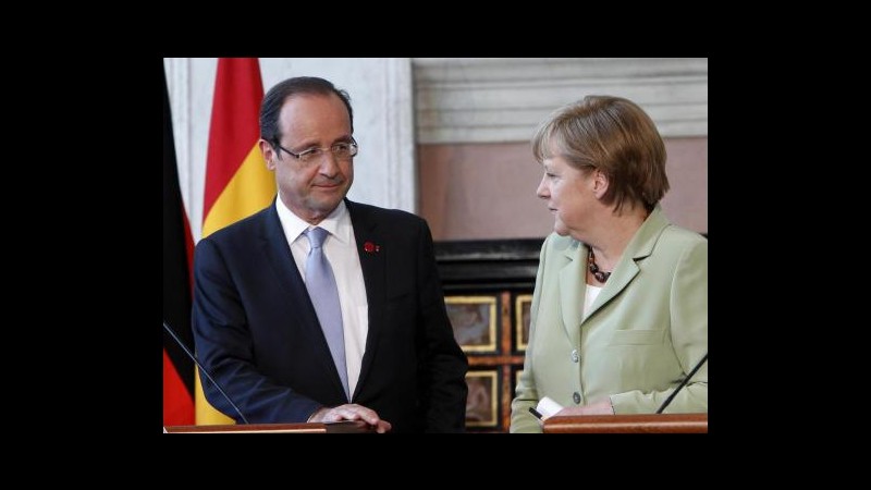 Crisi, Merkel-Hollande: Faremo di tutto per proteggere eurozona