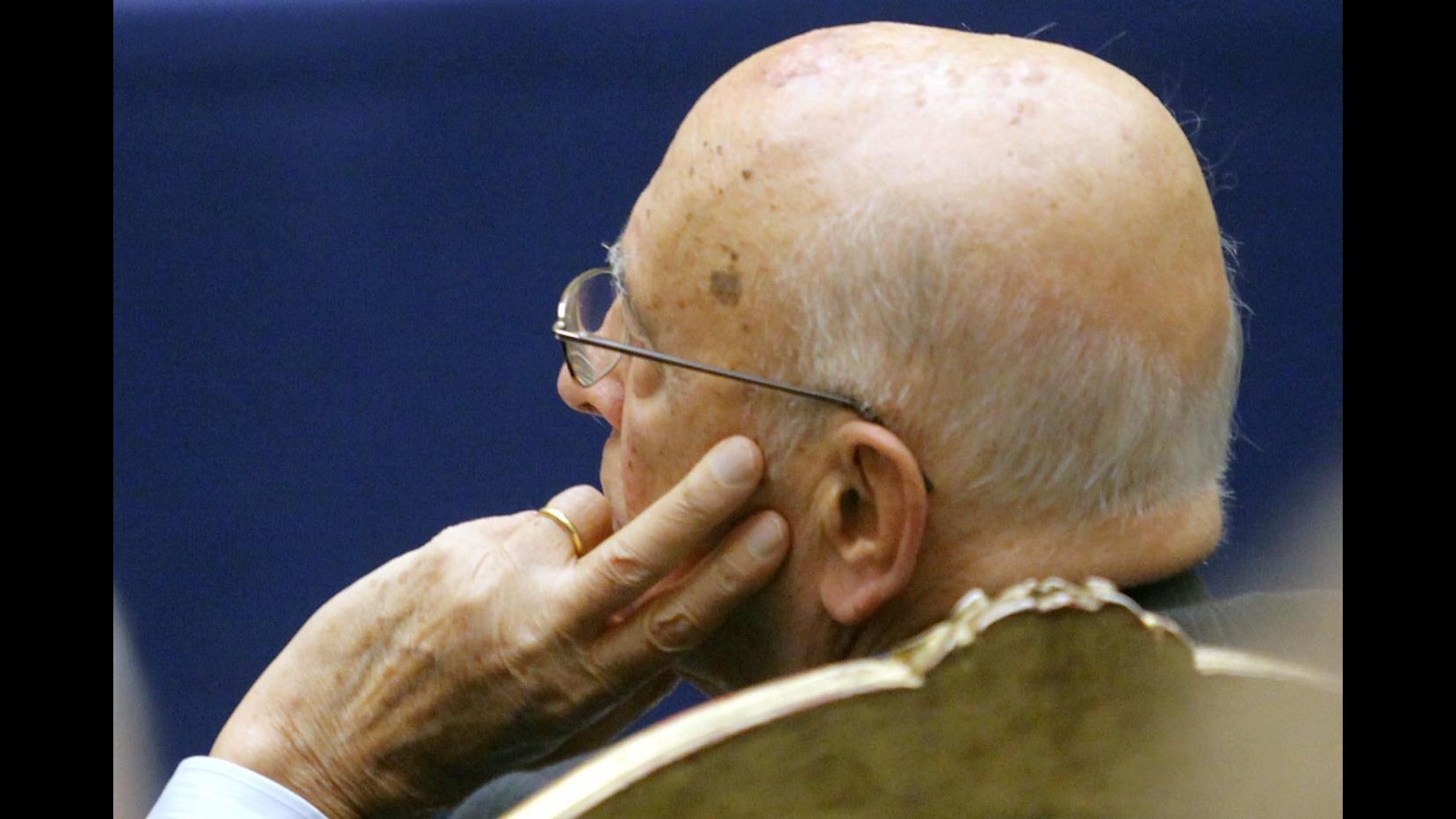Morto Loris D’Ambrosio. Napolitano: Contro di lui campagna violenta