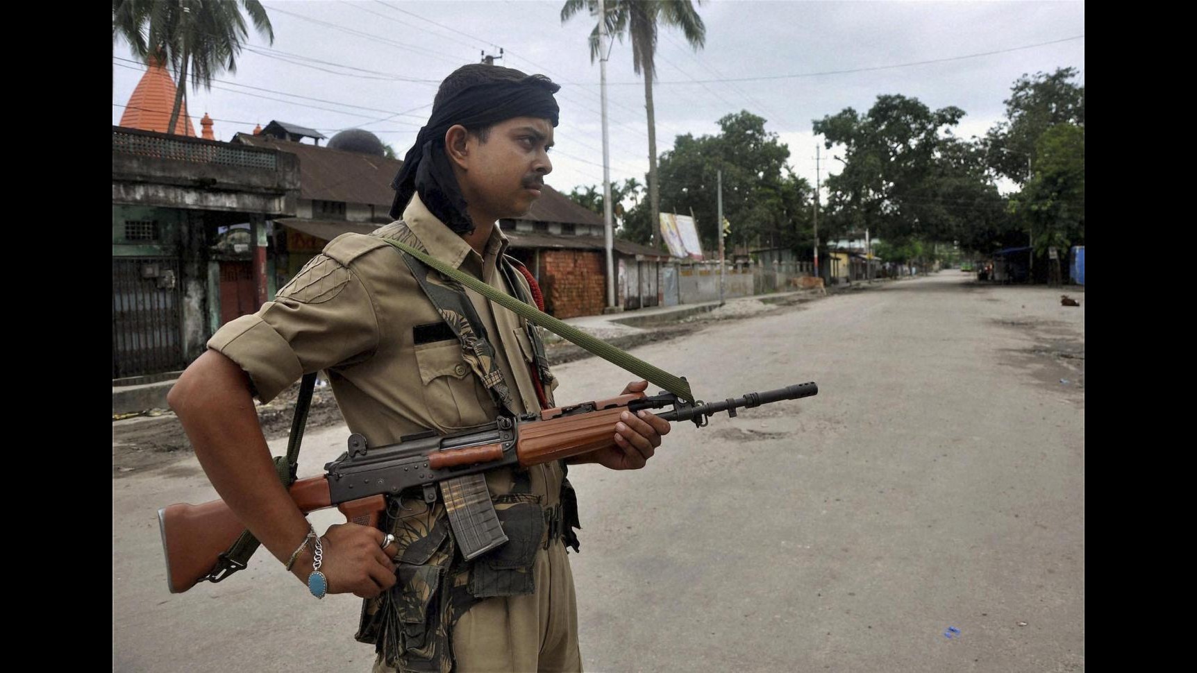 India, governo invia altri soldati per sedare violenze nel nordest