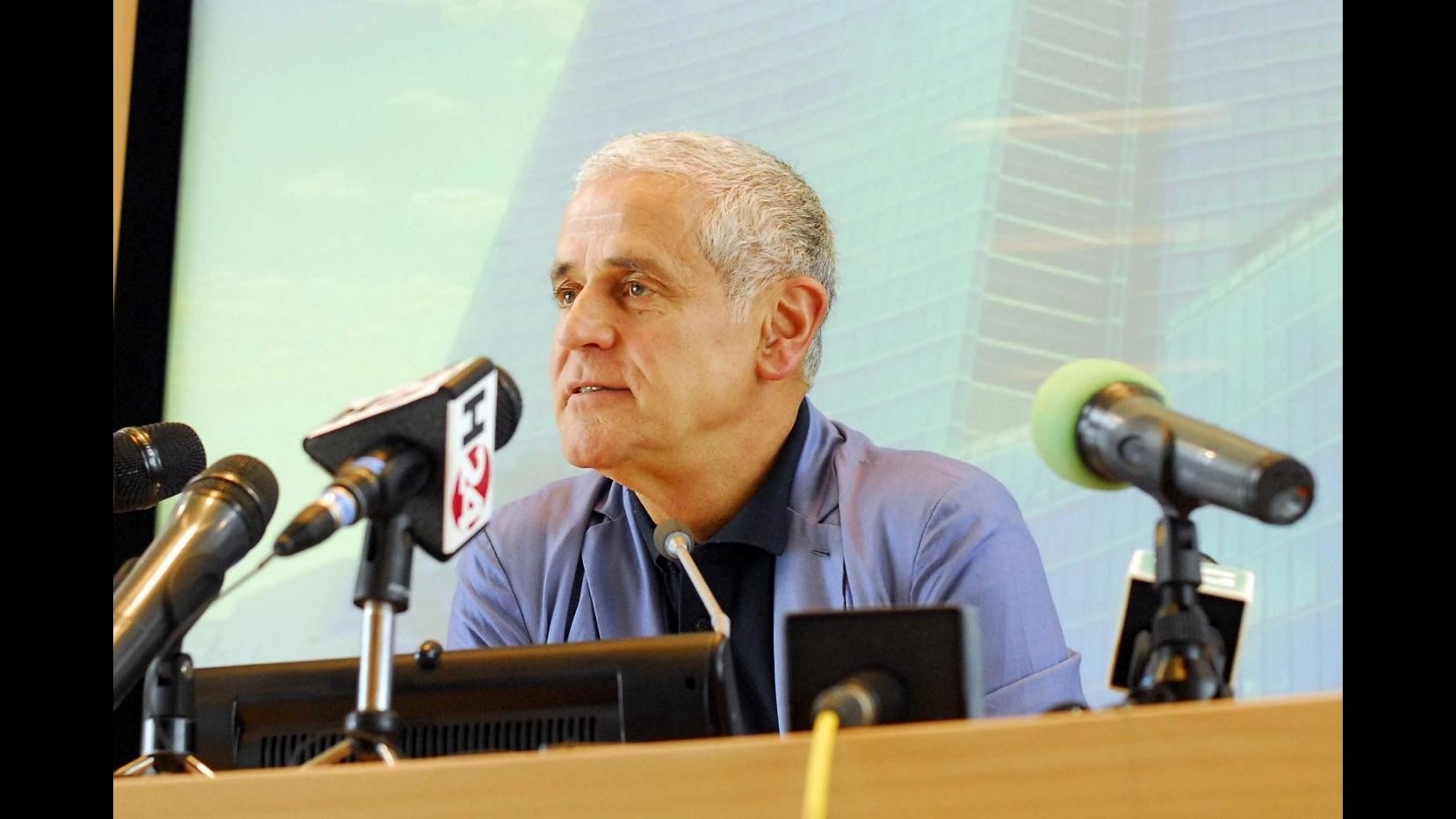 A Formigoni contestati illeciti per 8,5 mln