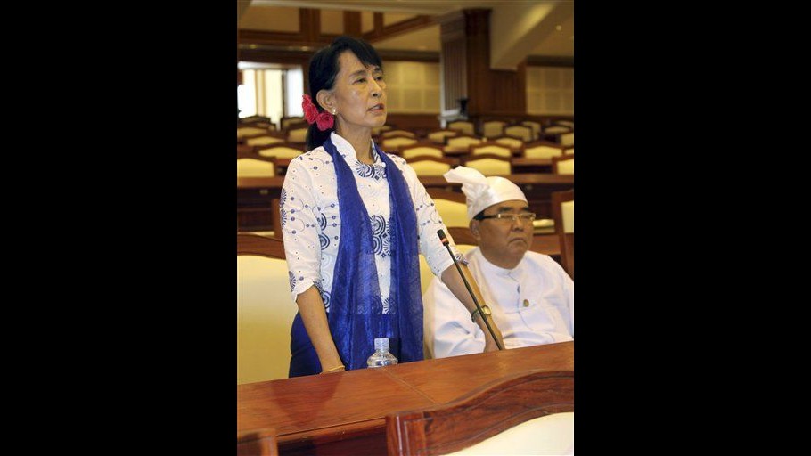 Birmania, primo discorso Suu Kyi in Parlamento: Difendere minoranze