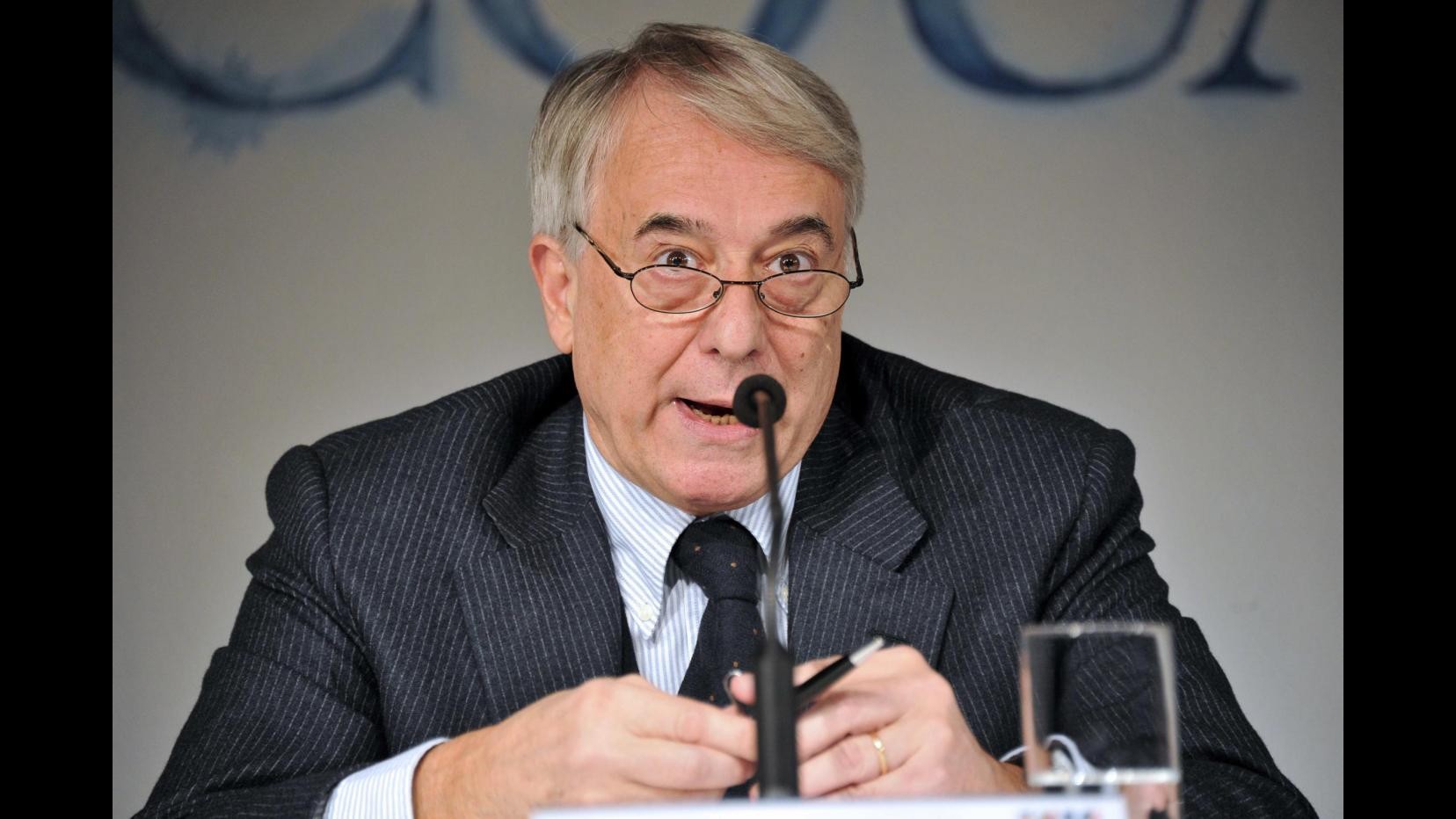 Milano, Pisapia: Prossimo governo si occuperà di unioni di fatto