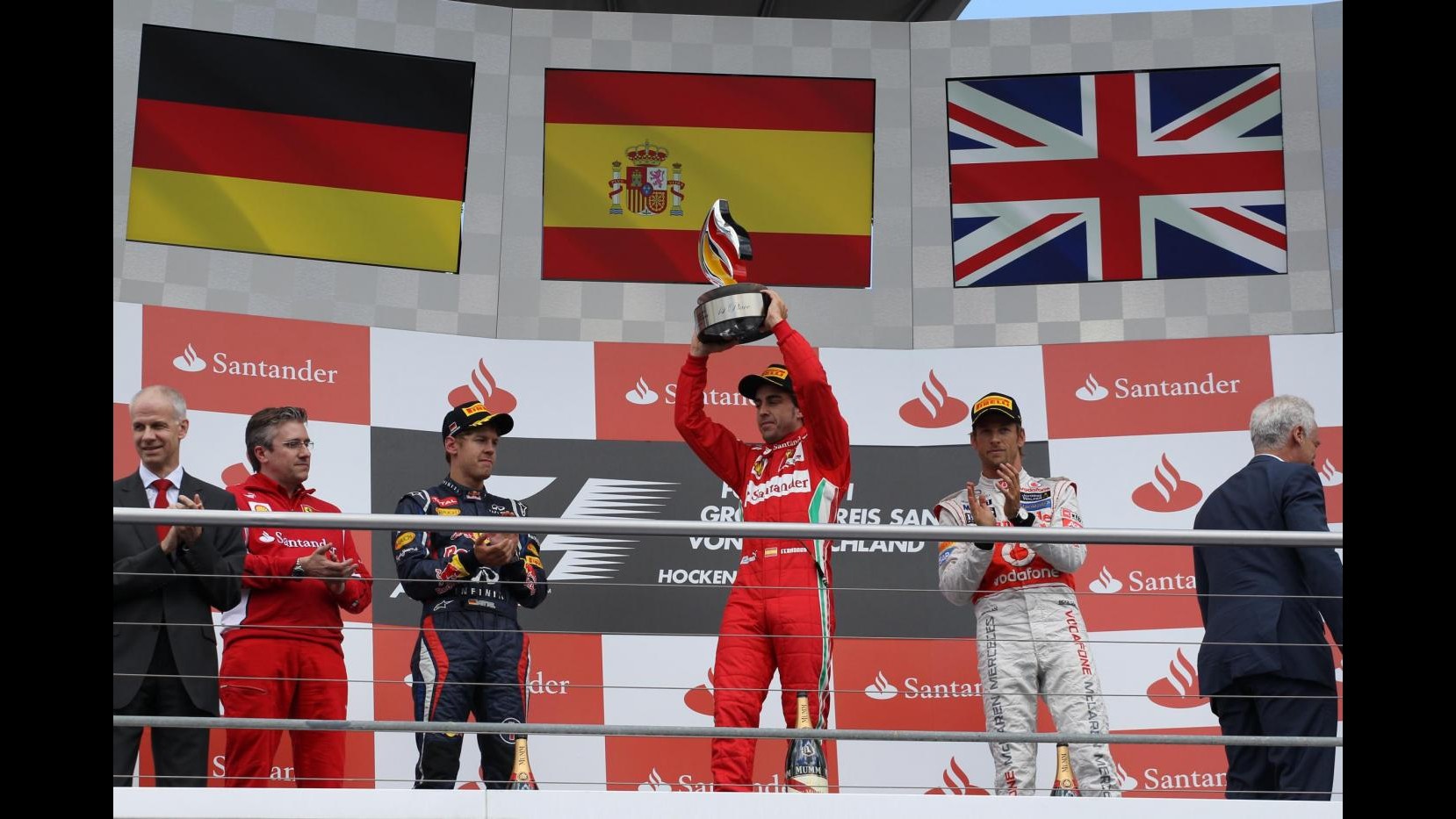 Gp Germania, trionfa Ferrari di Alonso