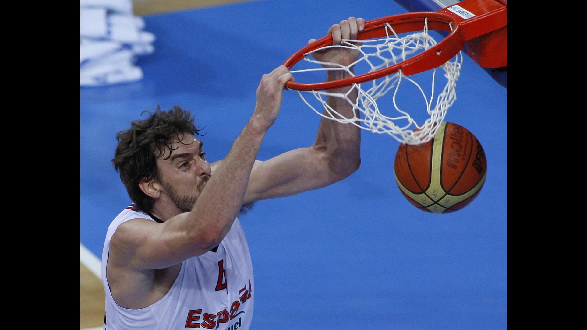 Londra 2012, Pau Gasol sarà portabandiera Spagna al posto di Nadal