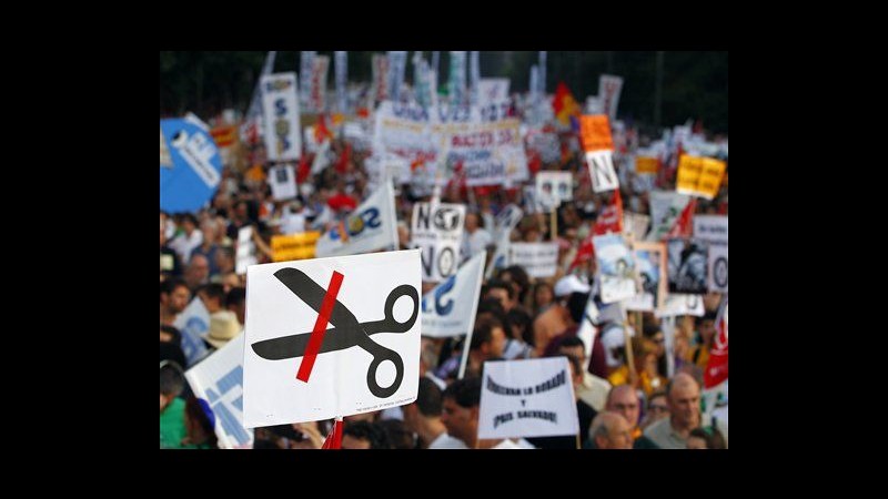 Spagna, governo taglia stima Pil 2013 da +0,2% a -0,3%