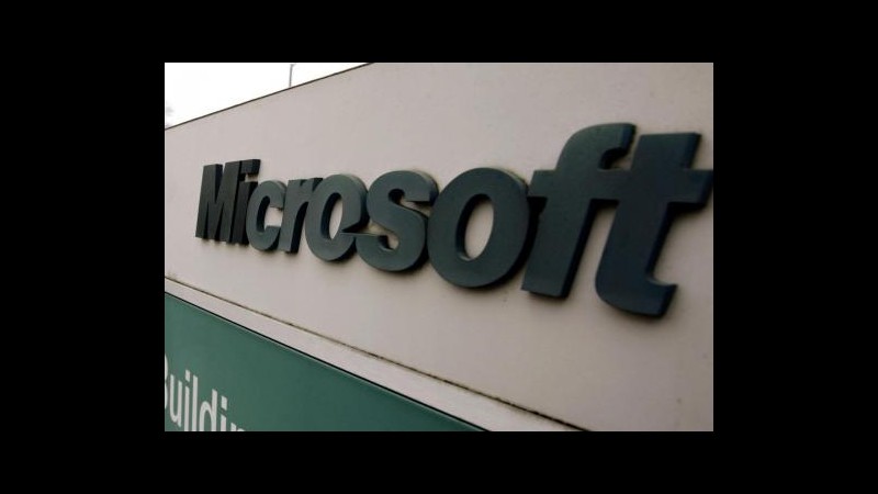 Microsoft, primo rosso dal 1986, da aprile a giugno persi 492 mln