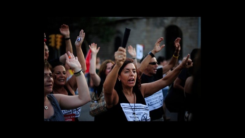 Spagna, migliaia di statali in corteo in 80 città contro austerità