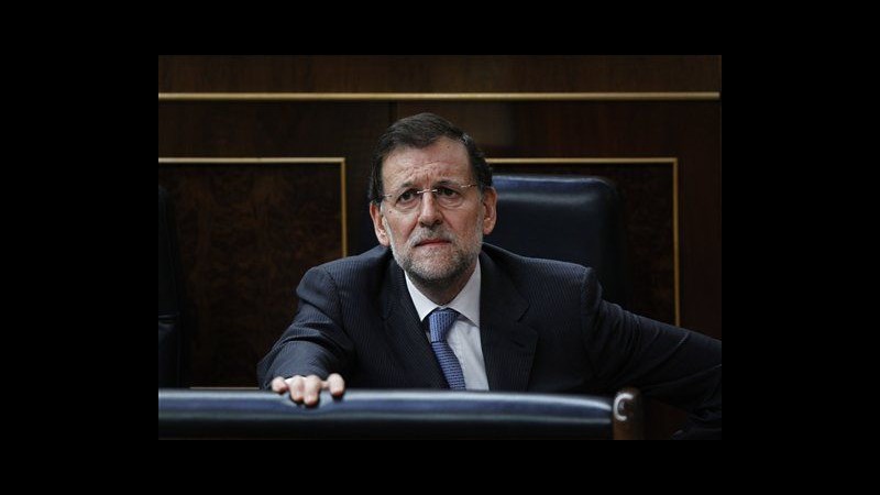 Spagna colloca 2,96 mld bond, rendimento quinquennale vola al 6,46%