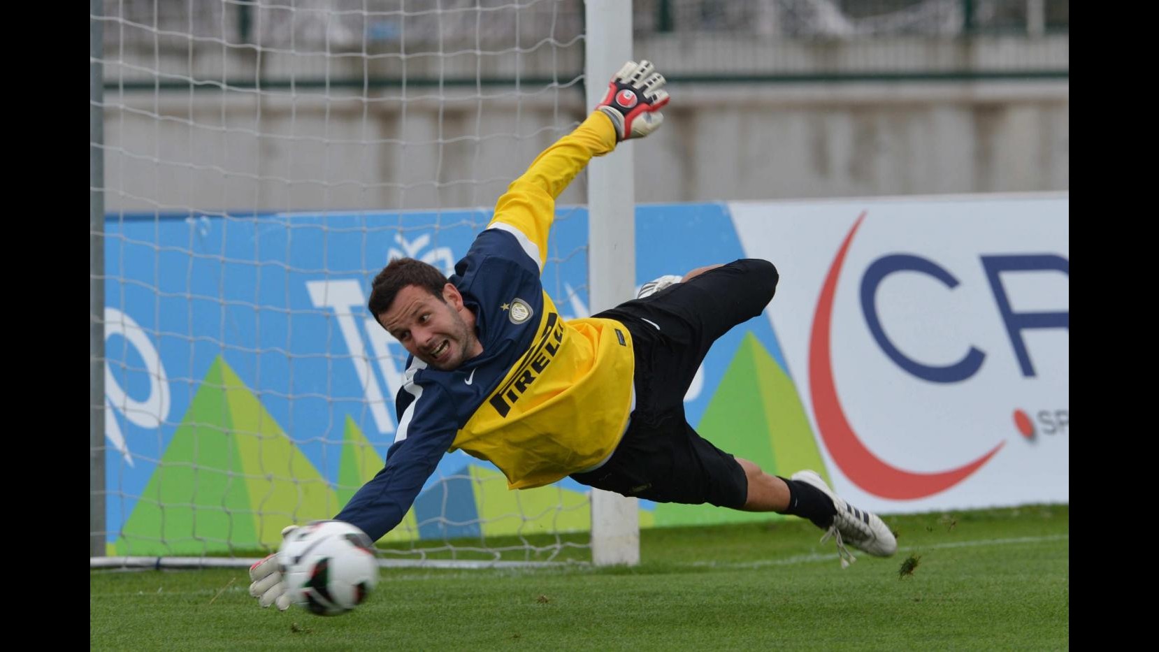Inter: Handanovic operato al menisco ginocchio destro