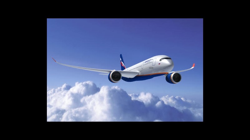 Allarme bomba su volo New York-Mosca, atterraggio emergenza in Islanda
