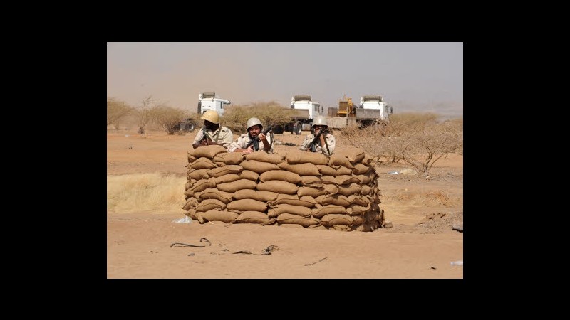 Yemen, leader opposizione rapito a bordo di aereo a Aden